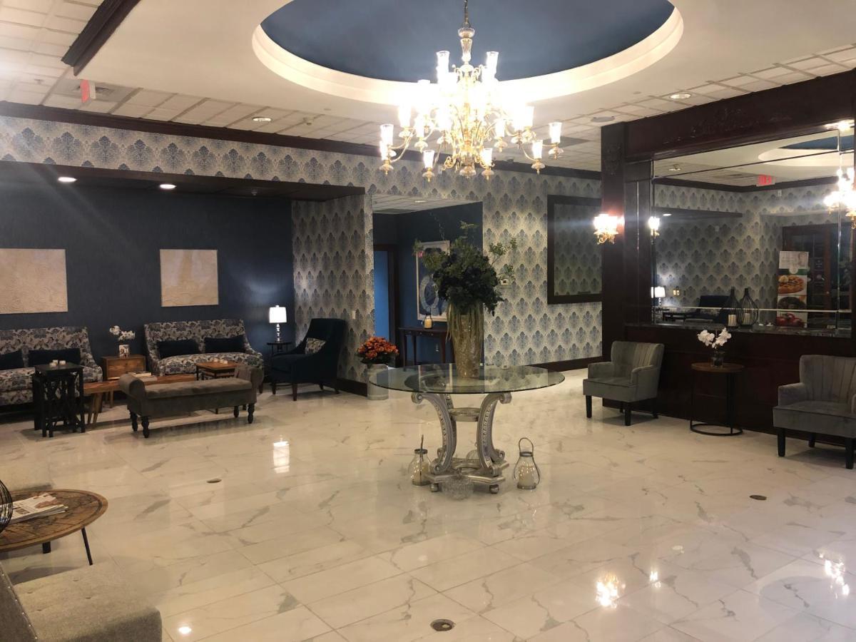 ควอลิตี้ โฮเต็ล แอนด์ สวีท ยูนิเวอร์ซิตี้-ชิพเพนส์เบิร์ก Hotel ชิปเพนส์เบิร์ก ภายนอก รูปภาพ